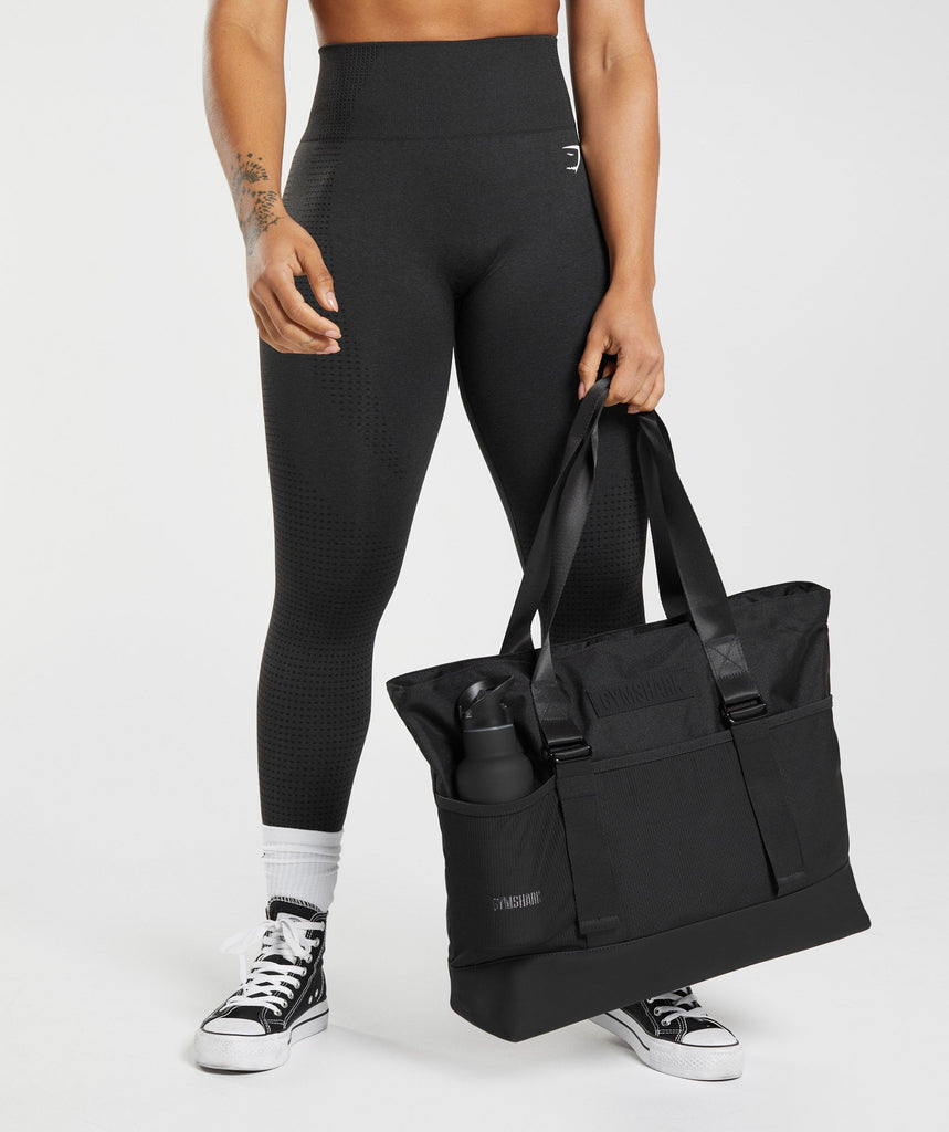 Gymshark Everyday Tote Black Gymshark   EverydayToteBlack I3A2G BBBB 0035.8 1024x1024 